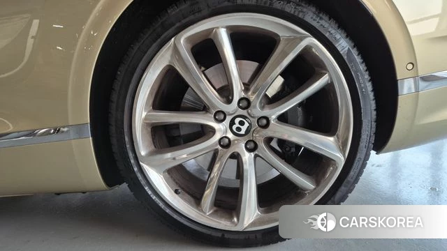 Bentley Continental GT 3rd Generation id 3831943 из Кореи 19