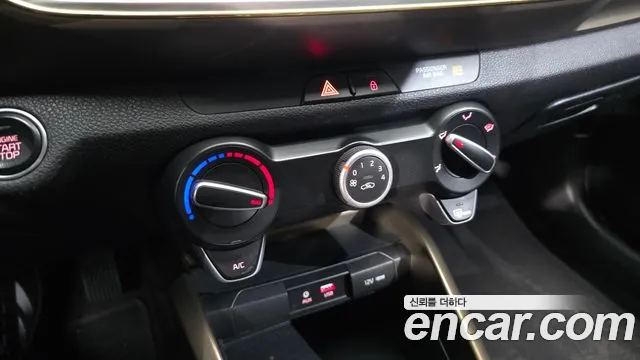 Kia Stonic id 2791646 из Кореи 19