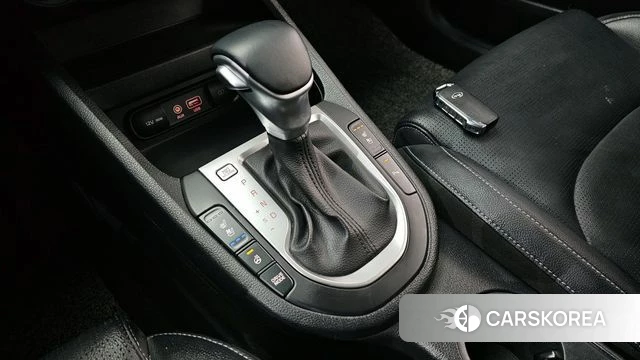 Kia Come New K3 id 3911422 из Кореи 19