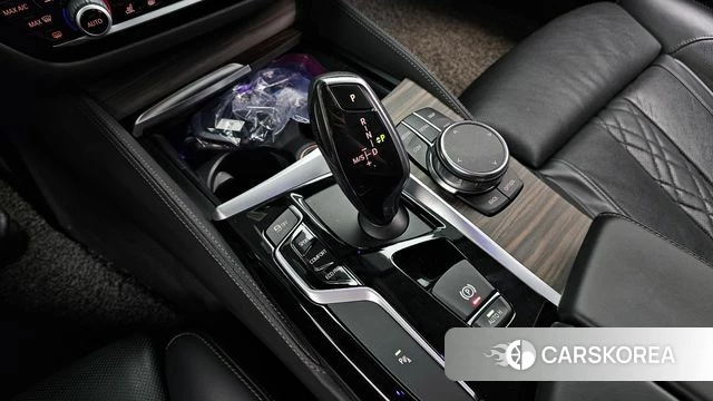 BMW 5 Series (G30) id 4390363 из Кореи 31