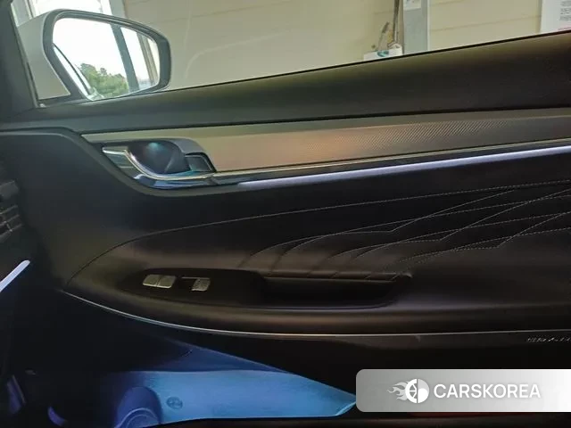 Hyundai The New Grandeur IG Hybrid id 3059662 из Кореи 18