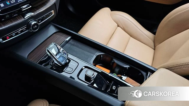 Volvo XC60 second Generation id 4593243 из Кореи 31
