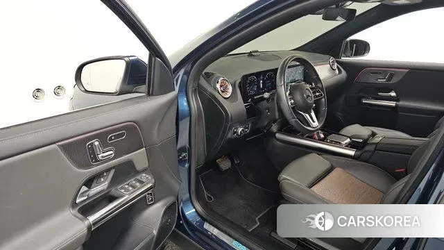 Mercedes-Benz EQA H243 id 3581651 из Кореи 19