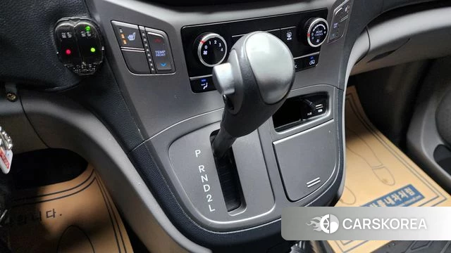 Hyundai The New Grand Starex id 3808341 из Кореи 19