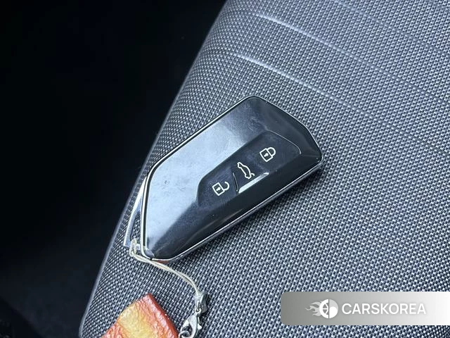 Volkswagen Golf id 4264528 из Китая 19