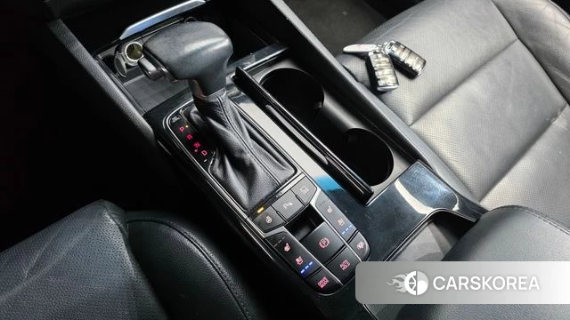 Kia Come New K7 id 3846035 из Кореи 19