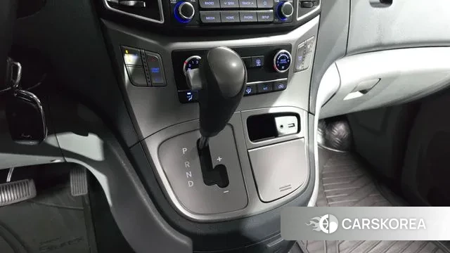 Hyundai The New Grand Starex id 3557223 из Кореи 19