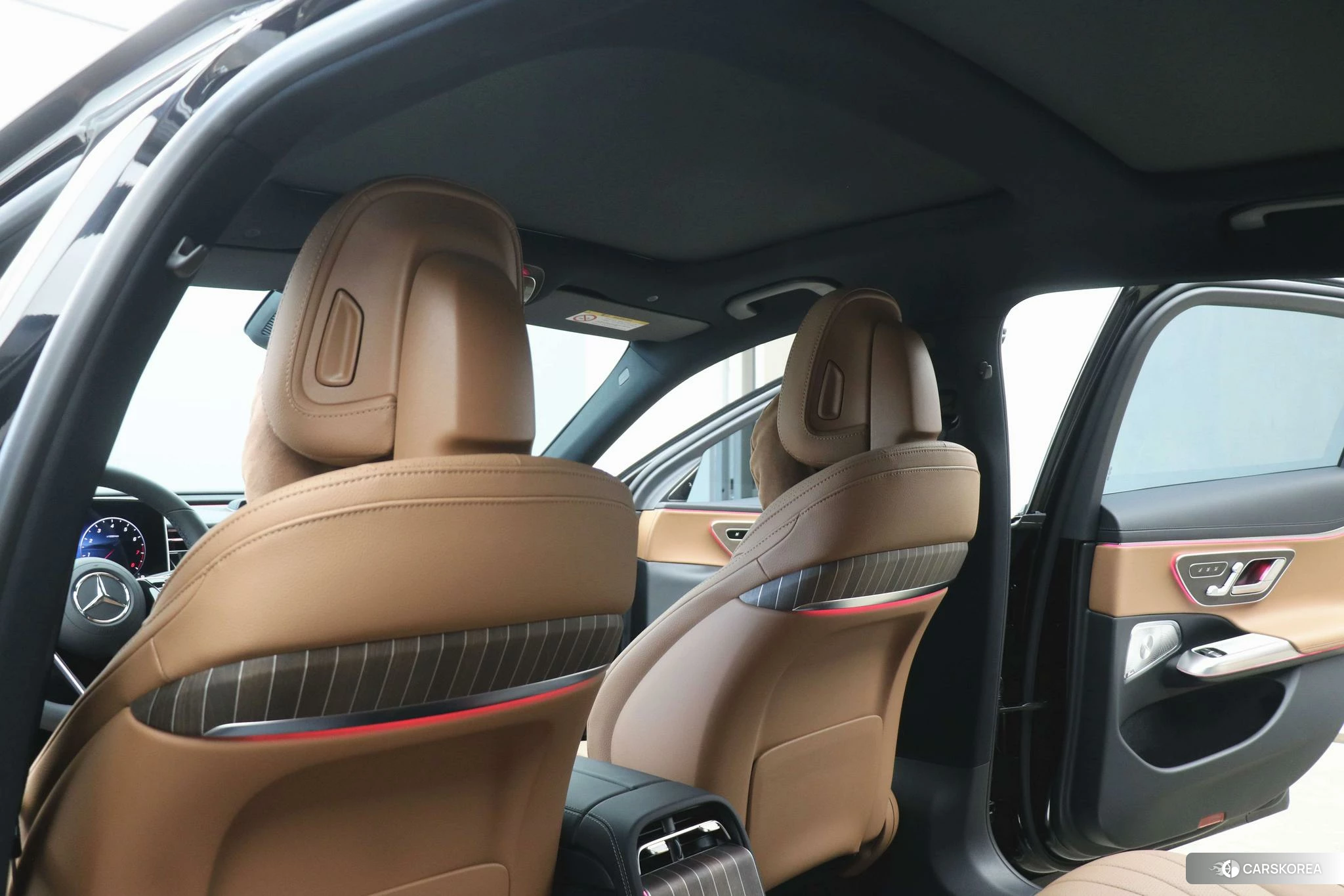 Mercedes-Benz E-class id 4426812 из Китая 32