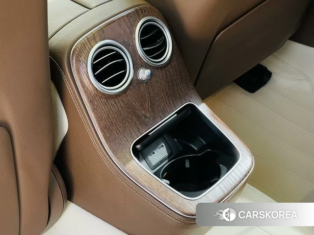 Mercedes-Benz E-class id 4210486 из Китая 19