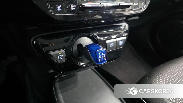 Toyota Prius 4th Generation id 3923587 из Кореи 19