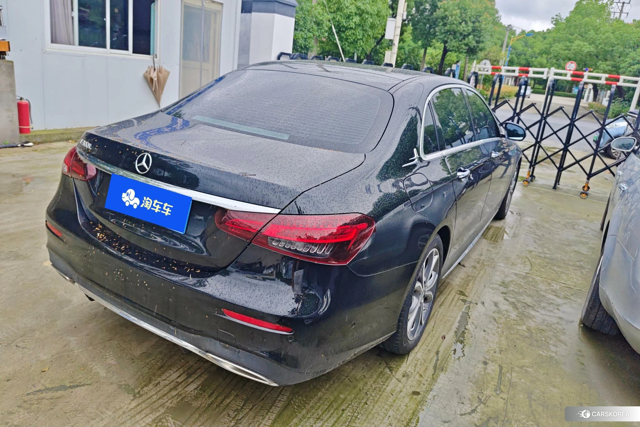 Mercedes-Benz E-Class id 4498584 из Китая 16