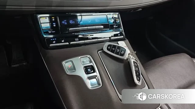 Hyundai The New Grandeur IG id 3428438 из Кореи 19