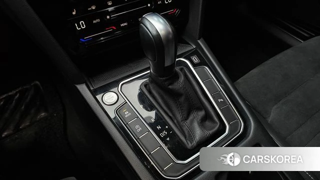 Volkswagen Passat GT (B8) id 4494989 из Кореи 29