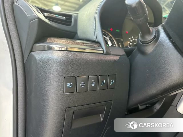 Toyota Elfa id 4342251 из Китая 21