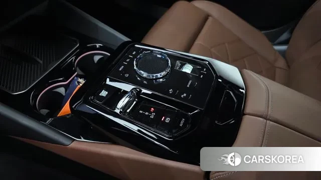 BMW 5 Series (G60) id 3410155 из Кореи 19