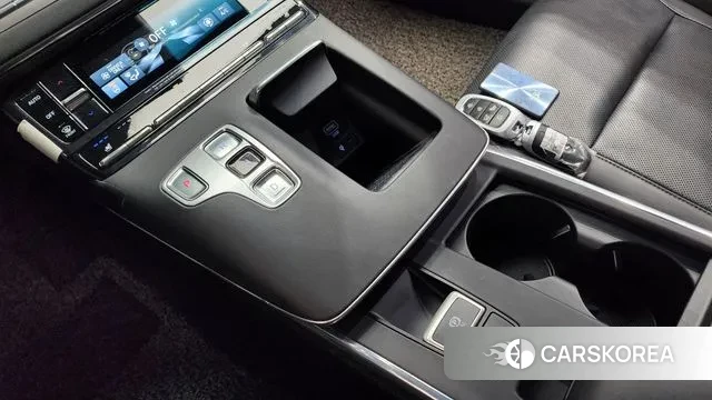 Hyundai The New Grandeur IG Hybrid id 3488199 из Кореи 19