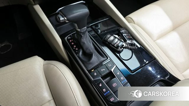 Kia Come New K7 id 4318110 из Кореи 40