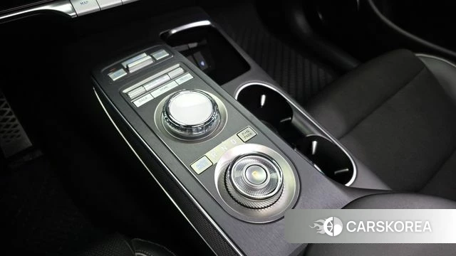 Genesis GV70 id 4303951 из Кореи 31