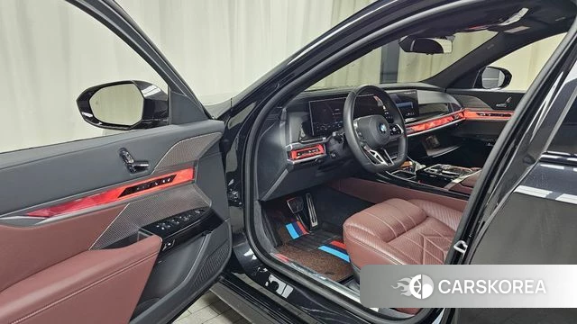 BMW 7 Series (G70) id 4757095 из Кореи 31