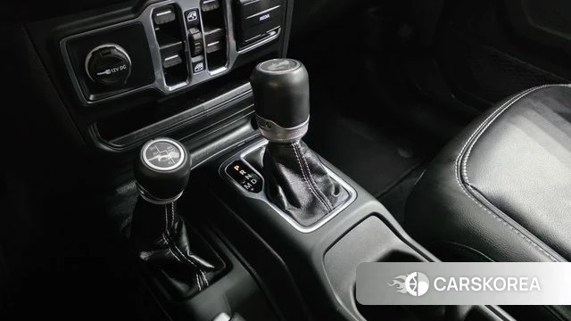 Jeep Wrangler (JL) id 4623807 из Кореи 32