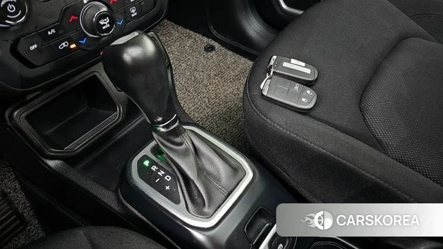 Jeep Renegade id 3861595 из Кореи 19