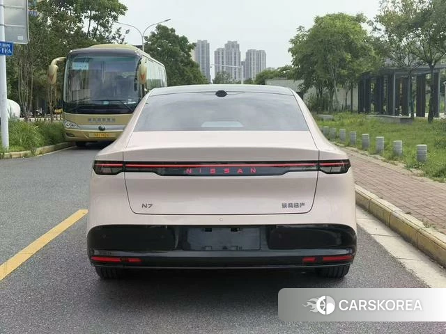 Nissan N7 id 4278901 из Китая 9