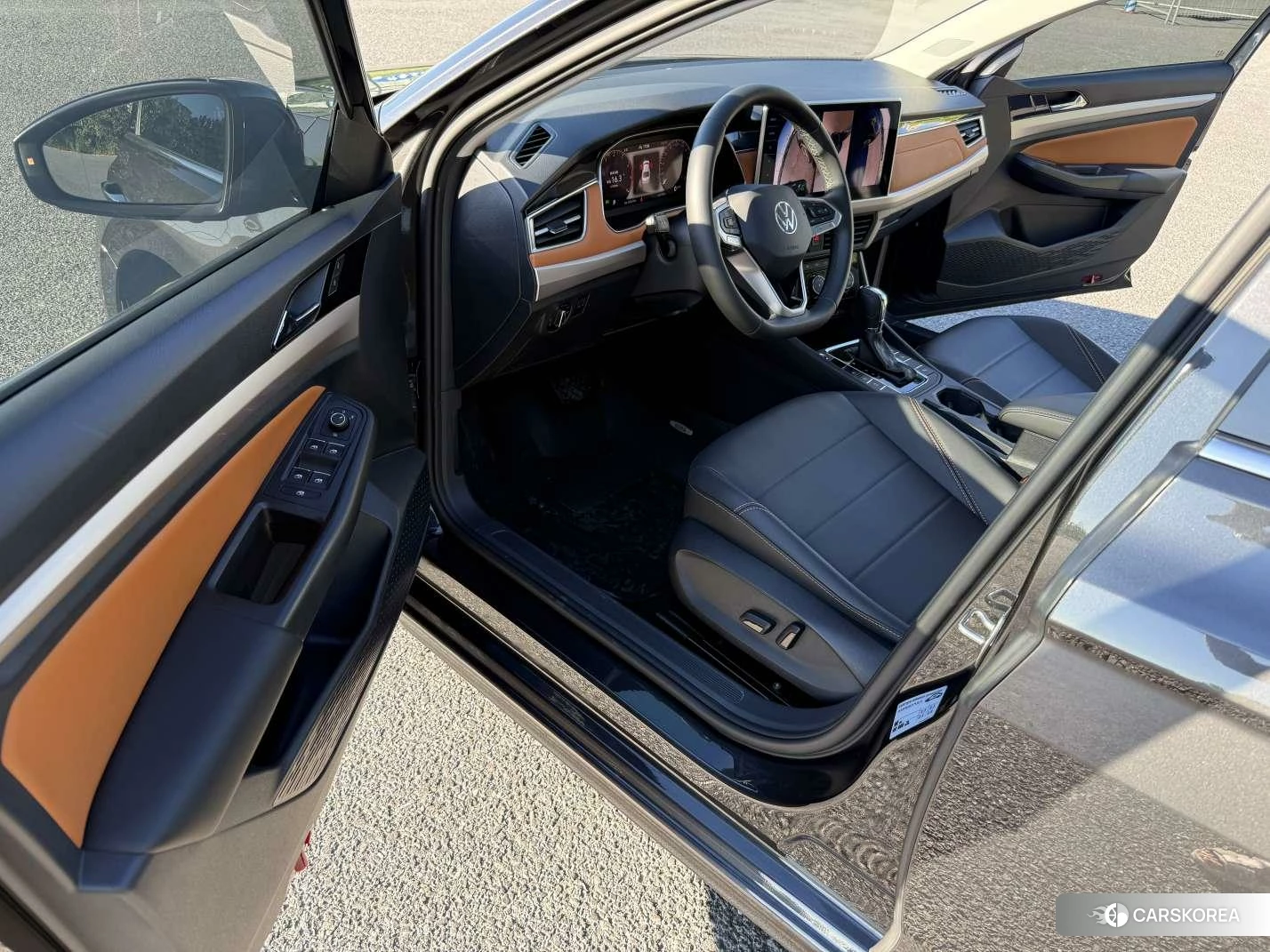 Volkswagen Bora id 4473918 из Китая 19