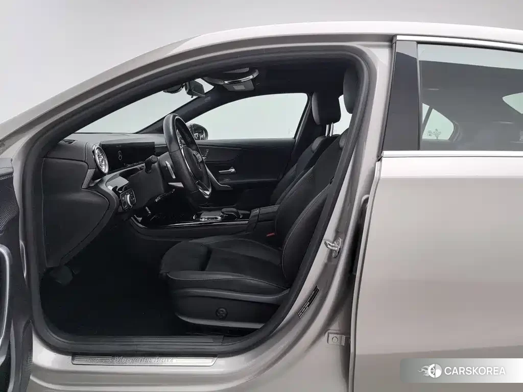 Mercedes-Benz A-Class id 4679997 из Китая 23