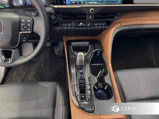 Toyota Crown Crossover id 4539778 из Кореи 16