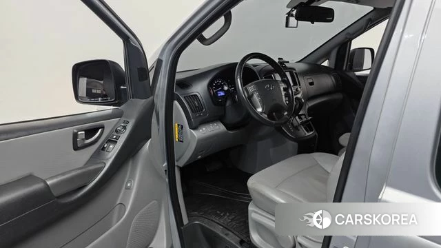 Hyundai The New Grand Starex id 4490833 из Кореи 29