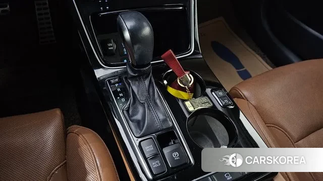 Hyundai Grandeur IG id 3672799 из Кореи 19