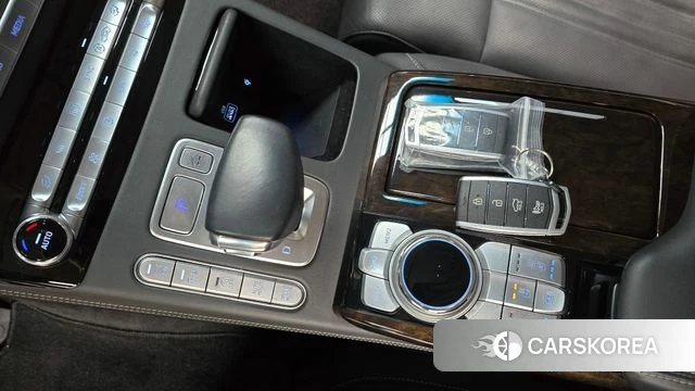 Genesis G90 id 3845106 из Кореи 19