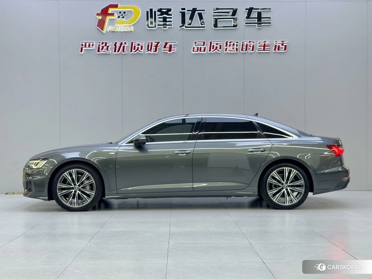 Audi A6L id 4420333 из Китая 13