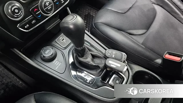 Jeep Cherokee (KL) id 3716714 из Кореи 19