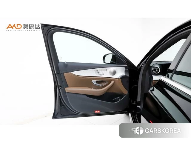 Mercedes-Benz E-class id 4276858 из Китая 9