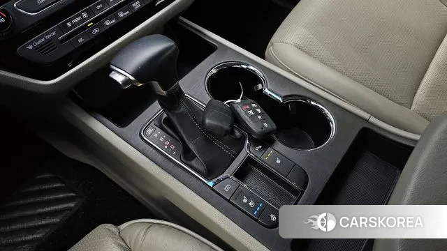 Kia The New Carnival id 3489626 из Кореи 19