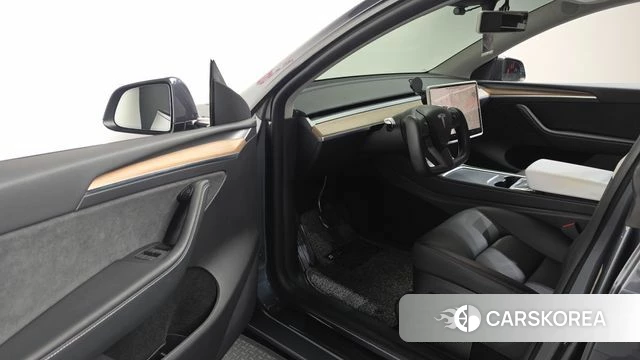 Tesla Model Y id 4292395 из Кореи 34