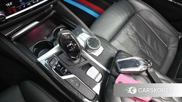 BMW 5 Series (G30) id 4477171 из Кореи 32