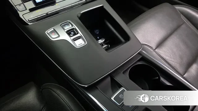 Hyundai The New Grandeur IG Hybrid id 3691940 из Кореи 19