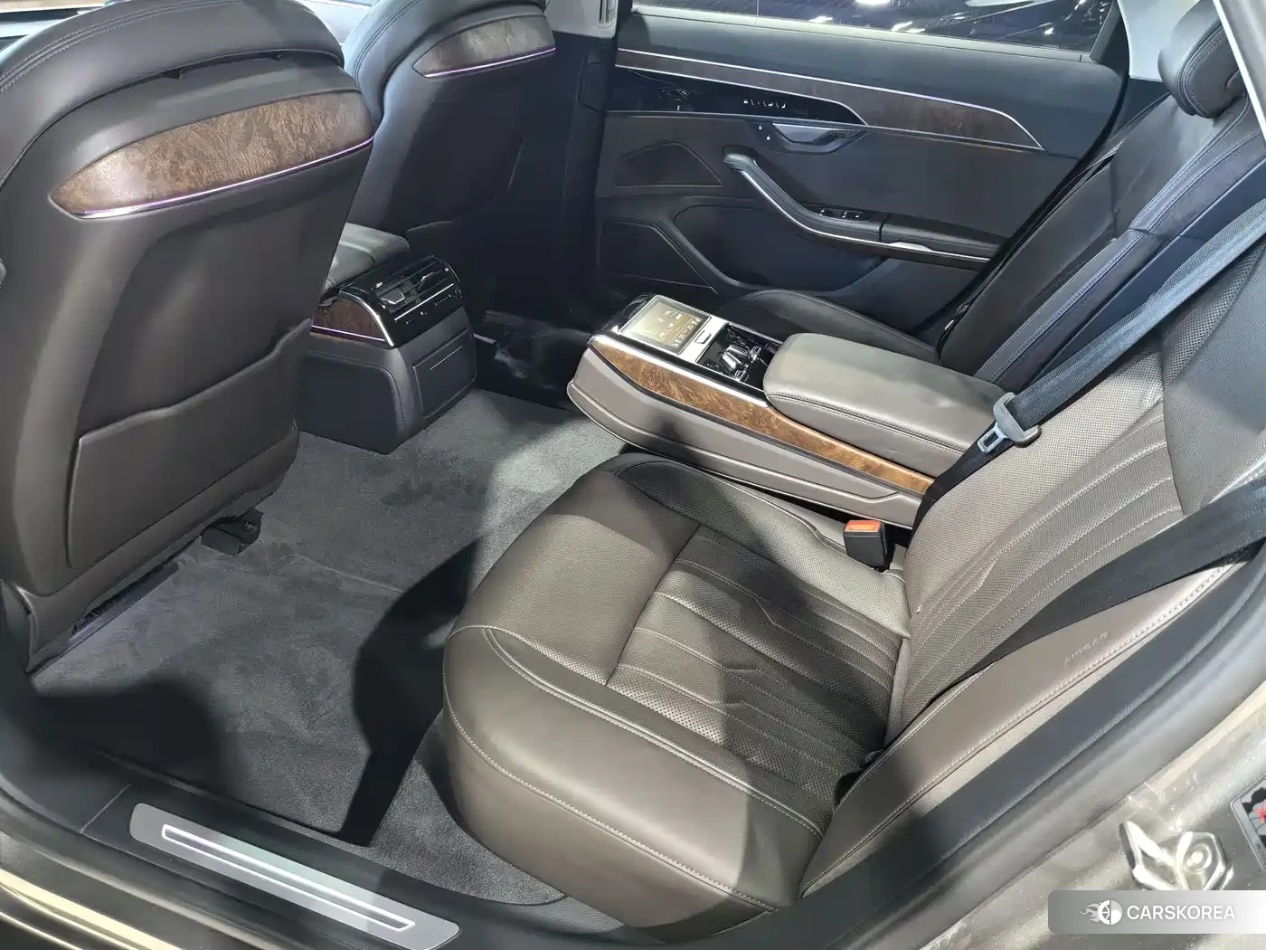 Audi A8 id 4547627 из Китая 17