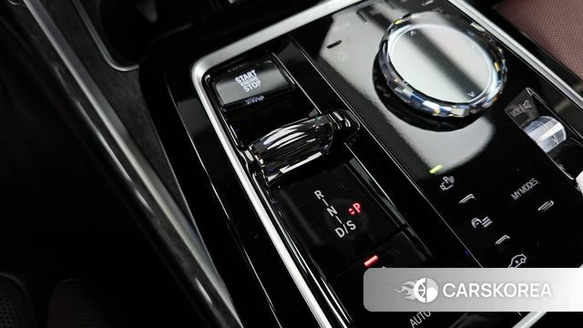 BMW 7 Series (G70) id 3922258 из Кореи 19