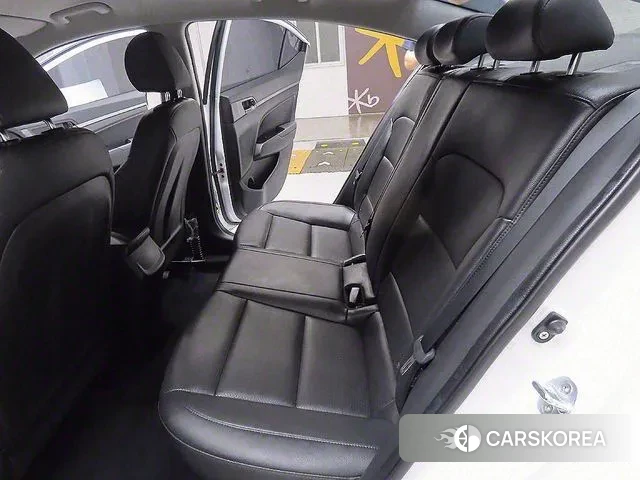 Hyundai Avante AD id 3021090 из Кореи 19