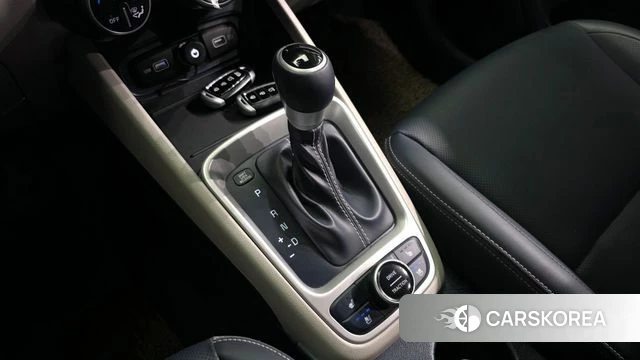 Hyundai Venue id 3859561 из Кореи 19