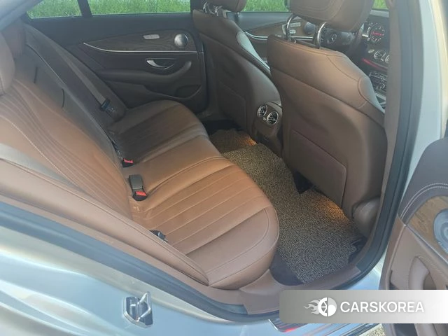 Mercedes-Benz E-Class W213 id 4677952 из Кореи 19