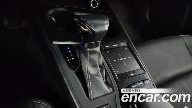 Lexus UX250h id 2651743 из Кореи 19