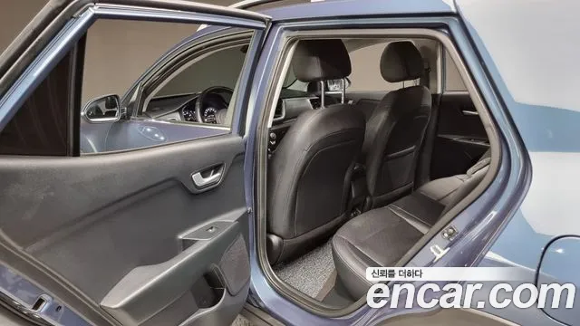 Kia Stonic id 2548622 из Кореи 19