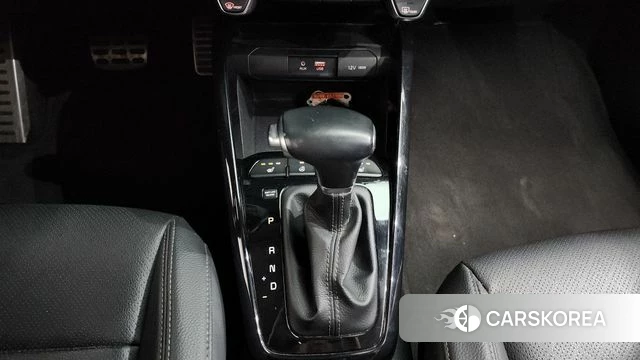Kia Stonic id 4596468 из Кореи 30