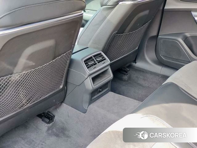Audi A6L id 4278666 из Китая 9