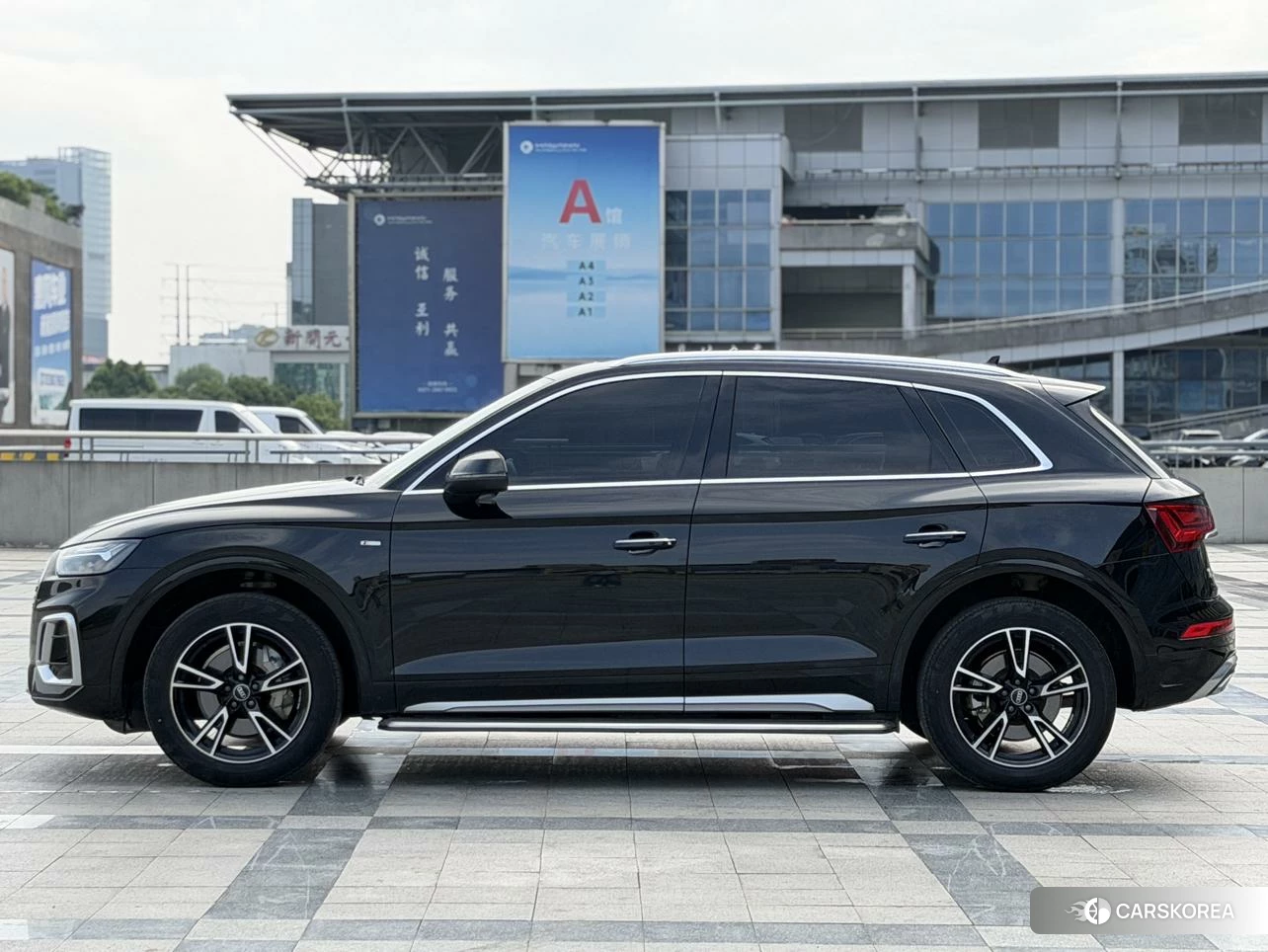 Audi Q5L id 4452509 из Китая 26
