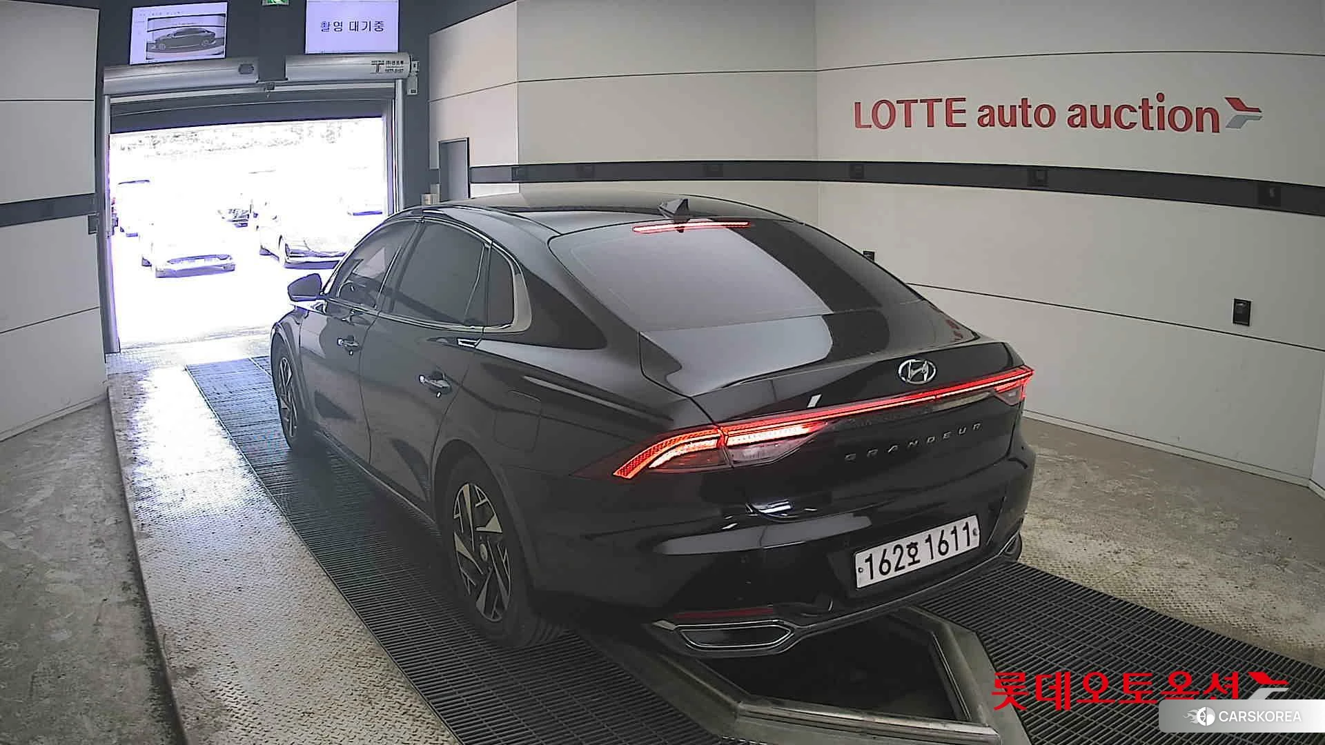Hyundai Grandeur Hybrid id 4289501 из Кореи 37